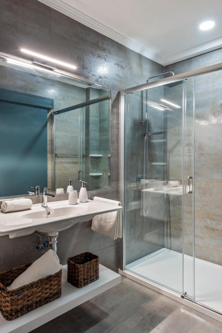Genteel Home Plaza Nueva Севилья Экстерьер фото