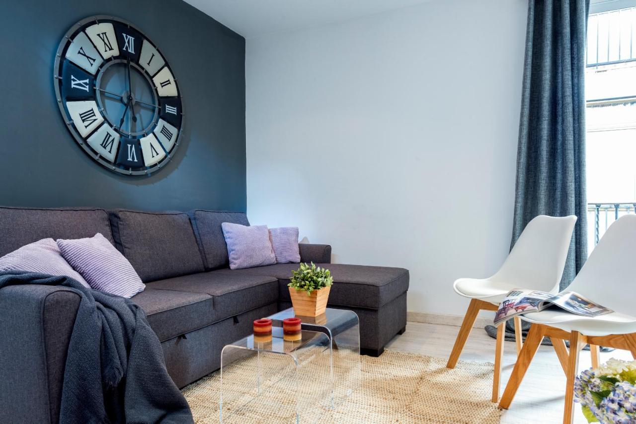 Genteel Home Plaza Nueva Севилья Экстерьер фото